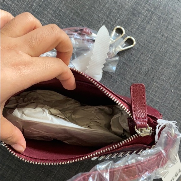 UO urban outfitter RED baguette chain shoulder bag - Picture 8 of 10